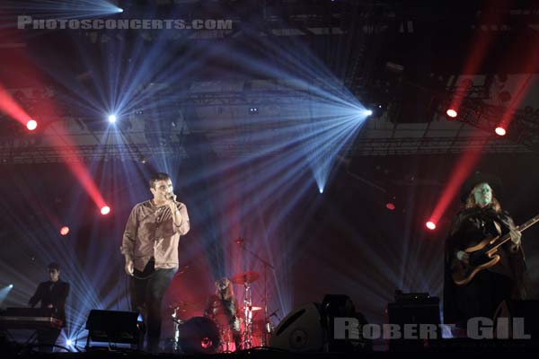 FUTURE ISLANDS - 2014-10-31 - PARIS - Grande Halle de La Villette - 